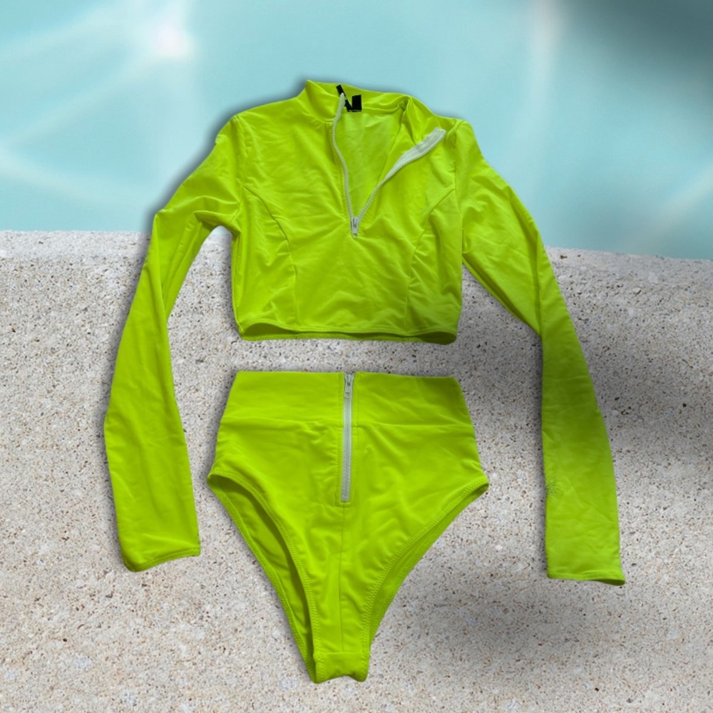 NWOT Neon swim set